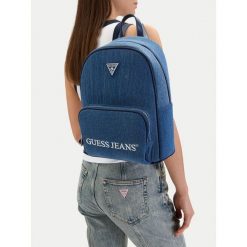 Plecak Guess Jeans. Niebieskie plecaki Guess Jeans, z aplikacjami, z jeansu. Za 279.99 zł.