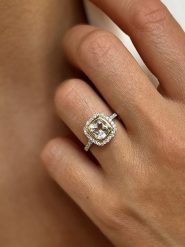 Les Petites Précieuses Pozłacany pierścionek z cyrkoniami i ametystem rozmiar: 58. Zielone pierścionki damskie Les Petites Précieuses, z ametystem, pozłacane. Za 208.99 zł.