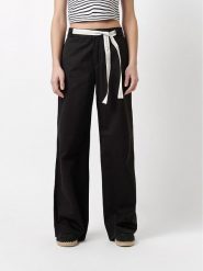 Rosner Spodnie w kolorze czarnym rozmiar: W44/L32. Czarne spodnie materiałowe damskie Rosner, bez wzorów, z materiału. Za 208.99 zł.