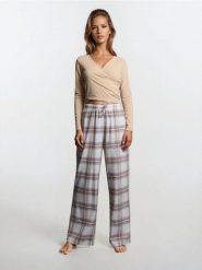 Spodnie od piżamy w kratę - beżowy. Brązowe piżamy damskie Sinsay, bez wzorów, bez ramiączek. Za 25.99 zł.