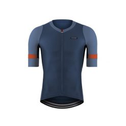 Koszulka Etxeondo Mendi. Brązowe koszulki damskie ETXEONDO, bez wzorów, bez kołnierzyka, bez ramiączek. Za 719.00 zł.