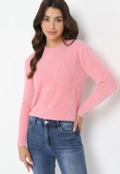 Różowy Puchaty Sweter Wełniany Helmintts. Czerwone swetry klasyczne damskie Born2be, l, z tkaniny, bez kołnierzyka. Za 69.99 zł.