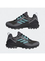 Adidas Buty turystyczne "Terrex Swift R3 GTX" w kolorze antracytowym rozmiar: 40. Czarne obuwie trekkingowe damskie Adidas, z gore-texu, bez zapięcia. Za 484.31 zł.