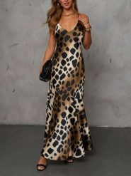 LA Angels Sukienka w kolorze beżowo-jasnobrązowym rozmiar: XL. Brązowe sukienki damskie LA Angels, bez wzorów, sportowe, bez ramiączek. Za 195.99 zł.