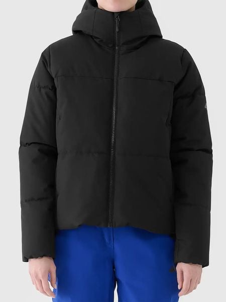 4F Kurtka funkcyjna w kolorze czarnym rozmiar: S. Czarne kurtki sportowe damskie 4F, m, bez wzorów, bez kaptura. Za 236.05 zł.