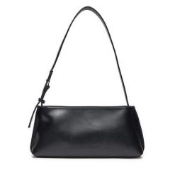 Torebka Calvin Klein. Czarne torebki klasyczne damskie Calvin Klein, bez dodatków. Za 289.99 zł.