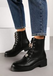 Czarne Botki Workery ze Sznurowaniem Ozdobionym Aplikacjami z Cyrkoniami Linnara. Czarne botki damskie Renee, z jeansu, glamour, bez obcasa, na obcasie, bez zapięcia. Za 149.99 zł.