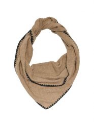 ONLY Chusta trójkątna w kolorze jasnobrązowym rozmiar: onesize. Brązowe chusty damskie Only, bez wzorów. Za 78.66 zł.