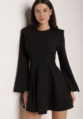 Czarna Sukienka VICES o Rozkloszowanym Kroju z Szerokimi Rękawami Natemia. Czarne sukienki damskie Born2be, bez wzorów, klasyczne, bez ramiączek. Za 139.99 zł.