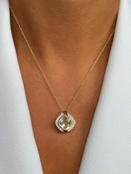 Les Petites Précieuses Pozłacany naszyjnik z elementem ozdobnym - dł. 16 cm rozmiar: onesize. Żółte naszyjniki damskie Les Petites Précieuses, z ametystem, pozłacane. Za 217.99 zł.