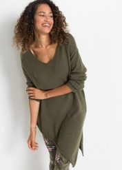 Sweter z asymetryczną linią dołu. Zielone swetry klasyczne damskie bonprix, z asymetrycznym kołnierzem. Za 119.99 zł.