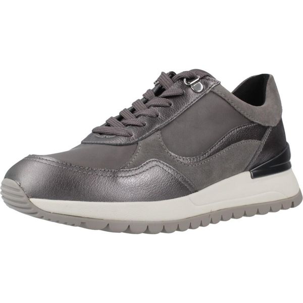 Buty GEOX D DESYA Szary. Szare obuwie trekkingowe damskie Geox, z materiału, bez zapięcia. Za 454.99 zł.