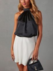 LA Angels Bluzka w kolorze czarnym rozmiar: S. Czarne bluzki damskie LA Angels, s, bez wzorów, bez kołnierzyka, bez ramiączek. Za 104.99 zł.