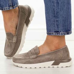 Taupe skórzane mokasyny damskie Filippo Dp7528/26. Mokasyny damskie Filippo, na jesień, z jeansu, z okrągłym noskiem, bez obcasa. Za 219.00 zł.