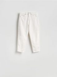 Jeansy mom fit z krótszą nogawką - złamana biel. Jeansy damskie Reserved. Za 129.99 zł.