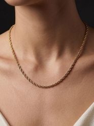 Heliophilia Pozłacany naszyjnik - dł. 49 cm rozmiar: onesize. Żółte naszyjniki damskie Heliophilia, metalowe. Za 38.95 zł.