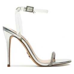 Sandały Steve Madden. Szare sandały damskie Steve Madden, bez wzorów, bez obcasa, na szpilce, bez zapięcia. Za 359.99 zł.