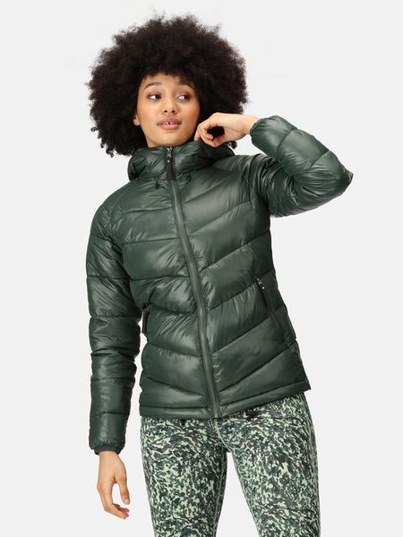 Regatta Kurtka zimowa Wmns Toploft III RWN270 Zielony Regular Fit. Zielone kurtki damskie Regatta, na zimę, bez wzorów, z syntetyku, bez kaptura. Za 319.99 zł.