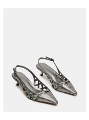 Steve Madden Czółenka w kolorze srebrnym rozmiar: 36. Szare czółenka damskie Steve Madden, bez wzorów, bez obcasa, na szpilce. Za 223.46 zł.