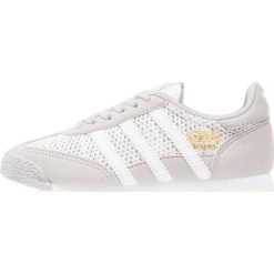 Adidas Originals DRAGON OG 3D KNIT Tenisówki i Trampki clear granite/core black/chalk white. Szare trampki chłopięce Adidas Originals, z materiału. W wyprzedaży za 188.30 zł.
