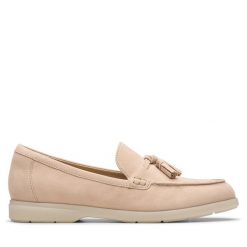 Mokasyny Clarks. Brązowe mokasyny damskie Clarks, bez obcasa. Za 319.99 zł.