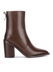 Gino Rossi Botki WGA3323-1Z Brązowy. Brązowe botki damskie Gino Rossi, ze skóry, bez obcasa, na słupku, bez zapięcia. Za 479.99 zł.