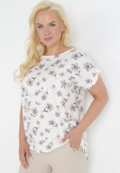 Biała Bluzka Oversize w Kwiaty z Krótkim Rękawem Suzane. Białe bluzki damskie Born2be, l, bez wzorów, z bawełny, bez kołnierzyka, bez ramiączek. Za 64.99 zł.