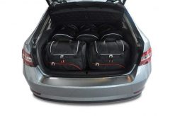 Torby Do Bagażnika Skoda Superb Liftback 2015-2024 5Szt Kjust. Czarne torby podróżne KJUST, bez wzorów, z kauczuku. Za 1,624.00 zł.