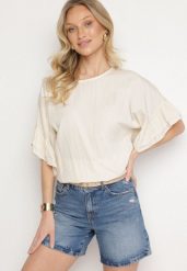Beżowa Bluzka z Wiskozą Typu Nietoperz z Falbankami Davienna. Brązowe bluzki damskie Born2be, uniwersalny, bez wzorów, z jeansu, eleganckie, bez kołnierzyka, bez ramiączek. Za 64.99 zł.