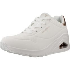 Buty Kobieta Skechers Uno Wedge biały. Białe obuwie sportowe damskie Skechers, bez zapięcia, trekkingowe, Skechers Sport. Za 404.67 zł.