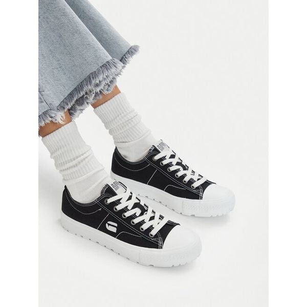 Trampki G-Star. Czarne trampki damskie G-Star, bez wzorów, bez zapięcia. Za 179.99 zł.