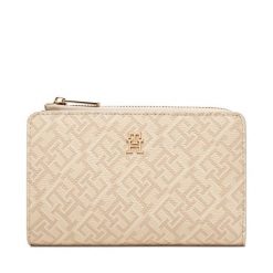 Portfel Tommy Hilfiger. Brązowe portfele damskie Tommy Hilfiger, bez wzorów. Za 329.99 zł.