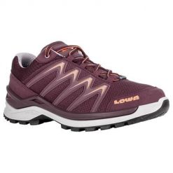 Buty trekkingowe damskie Lowa Innox Pro Low Gtx. Czerwone obuwie trekkingowe damskie Lowa, z materiału, bez zapięcia. Za 736.90 zł.