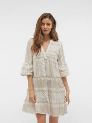 Vero Moda Sukienka w kolorze biało-beżowym rozmiar: XXL. Białe sukienki damskie Vero Moda, bez wzorów, z bawełny, bez ramiączek. Za 114.17 zł.