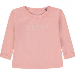 Koszulka w kolorze jasnoróżowym. Czerwone koszulki i t-shirty dziewczęce Marc O'Polo Junior, z nadrukiem, z bawełny, z okrągłym kołnierzem, z długim rękawem. W wyprzedaży za 49.95 zł.