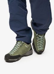 Buty turystyczne damskie Scarpa Mojito Trail. Czarne obuwie trekkingowe damskie Scarpa, z materiału, bez zapięcia. Za 637.99 zł.