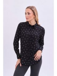 Marks & Spencer Koszula w kolorze czarnym rozmiar: 38. Czarne koszule damskie Marks & Spencer, bez wzorów, bez kołnierzyka, bez ramiączek. Za 65.95 zł.
