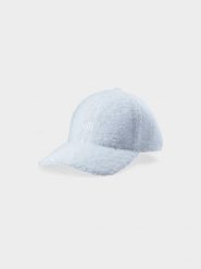 4F Czapka z daszkiem sherpa strapback damska - biała M. Białe czapki z daszkiem damskie 4F, na wiosnę, bez wzorów, z dzianiny. W wyprzedaży za 39.99 zł.