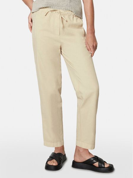 Marc O'Polo Spodnie materiałowe M03 1340 10317 Beżowy Slim Fit. Brązowe spodnie materiałowe damskie Marc O'Polo, bez wzorów, z bawełny. Za 299.99 zł.