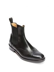 British Passport Skórzane sztyblety w kolorze czarnym rozmiar: 41. Czarne botki damskie British Passport, ze skóry, bez zapięcia. Za 204.48 zł.