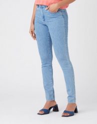 WRANGLER HIGH RISE SKINNY DAMSKIE SPODNIE JEANSOWE CALI BLUE W27HXR414 112145963. Niebieskie rurki damskie Wrangler, bez wzorów, z jeansu. Za 209.99 zł.