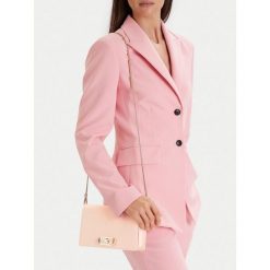 Torebka Nine West. Czerwone torebki wieczorowe damskie Nine West, bez wzorów, bez dodatków. Za 219.99 zł.