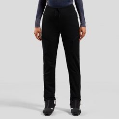 Spodnie wiatroodporne damskie ODLO Zeroweight Windproof X Warm Pants Regular. Czarne spodnie sportowe damskie ODLO, s, bez wzorów, z dzianiny, do biegania. Za 799.99 zł.