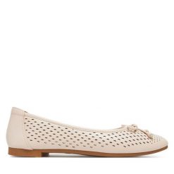 Baleriny Clara Barson. Brązowe balerinki damskie Clara Barson, bez wzorów. Za 69.99 zł.