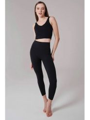 Onamaste Legginsy sportowe w kolorze czarnym rozmiar: S/M. Czarne legginsy damskie Onamaste, m, bez wzorów, z materiału. Za 100.99 zł.