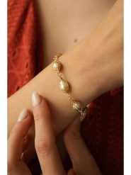 Pierres delicates Bransoletka w kolorze jasnoróżowym z perłami rozmiar: onesize. Różowe bransoletki damskie Pierres delicates, z mosiądzu. Za 56.99 zł.