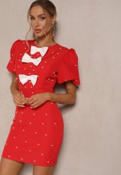 Czerwona Sukienka Dopasowana z Perełkami i Kokardkami Sovmoi. Czerwone sukienki damskie Renee, bez wzorów, bez ramiączek. W wyprzedaży za 127.99 zł.