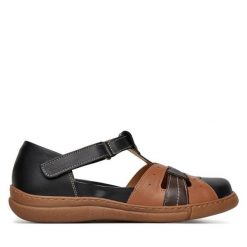 Sandały Go Soft. Brązowe sandały damskie GO SOFT, bez wzorów, bez obcasa, na płaskiej podeszwie, bez zapięcia. Za 143.99 zł.
