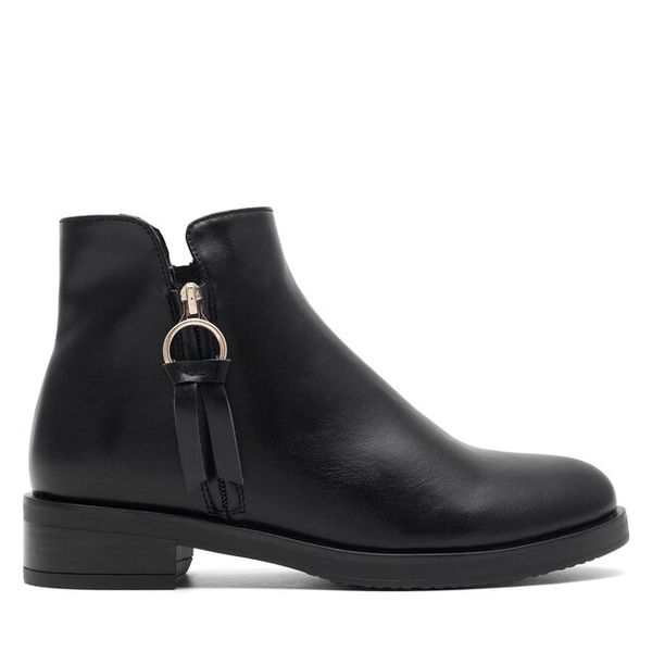 Botki Clara Barson. Czarne botki damskie Clara Barson, bez obcasa, na płaskiej podeszwie, bez zapięcia. Za 129.99 zł.