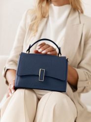 Lia Biassoni Skórzana torebka "Fegana" w kolorze granatowym - 20 x 14 x 8 cm rozmiar: onesize. Niebieskie torebki klasyczne damskie Lia Biassoni, z materiału, przez ramię, bez dodatków. Za 217.99 zł.